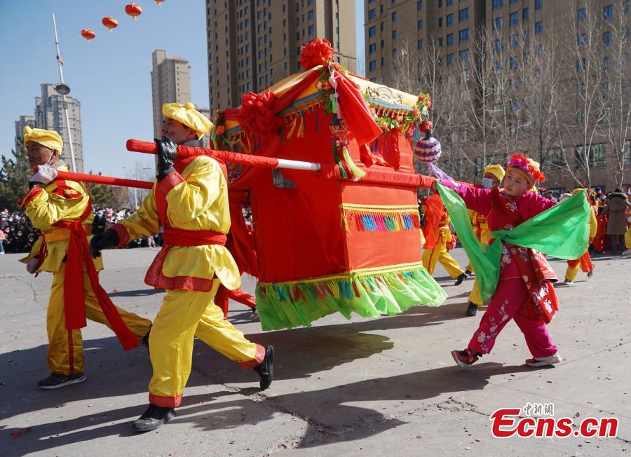 Η παράδοση του Σέχουο στο Σινίνγκ της ΒΔ Κίνας