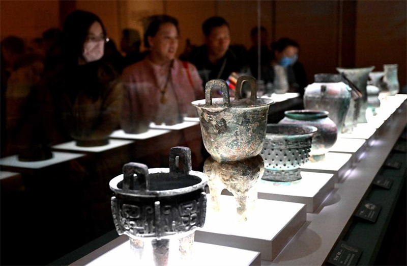 Πλούσια πολιτιστικά κειμήλια δείχνουν την αρχαία Κίνα πριν από 3.000 χρόνια