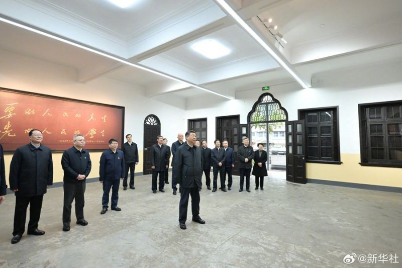 Ο Σι Τζινπίνγκ επιθεωρεί την Τσανγκσά στην επαρχία Χουνάν της κεντρικής Κίνας