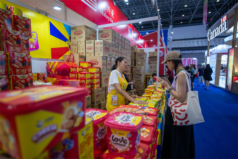 Νοστιμιές από την Διεθνή Έκθεση Καταναλωτικών Προϊόντων της Κίνας