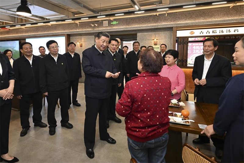 Ο Πρόεδρος Σι καλεί το Τσονγκτσίνγκ να γράψει το κεφάλαιο του στον κινεζικό εκσυγχρονισμό