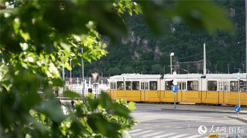 Φωτογραφίες: Εισερχόμενος στη Βουδαπέστη, την πρωτεύουσα της Ουγγαρίας, θαυμάζεις το «Μαργαριτάρι του Δούναβη»