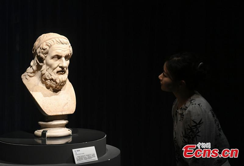 Αντικείμενα των αρχαίων Ελλήνων εκτίθενται στο Μουσείο Ανχουέϊ