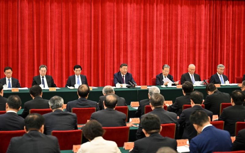 Ο Σι Τζινπίνγκ προτρέπει την προώθηση του σοσιαλισμού με κινεζικά χαρακτηριστικά στην 120η επέτειο από τη γέννηση του Ντενγκ Σιαοπίνγκ