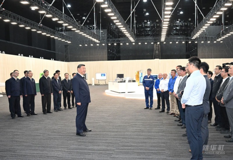 Ο Πρόεδρος Σι Τζινπίνγκ επιθεωρεί την επαρχία Ανχούι της ανατολικής Κίνας