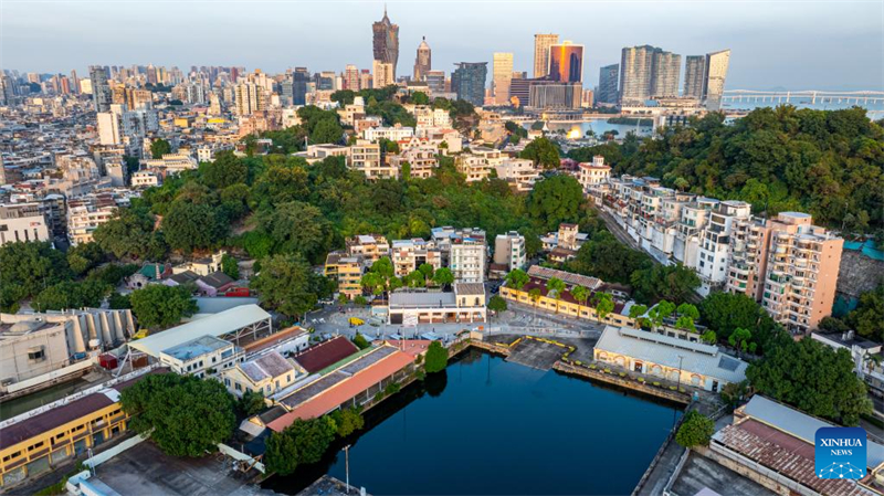 Φωτογραφία από drone που τραβήχτηκε την 1η Νοεμβρίου 2024 δείχνει μια άποψη της περιοχής Barra, στην Ειδική Διοικητική Περιοχή (ΕΔΠ) Μακάο της νότιας Κίνας. (Φωτογραφία / Xinhua)