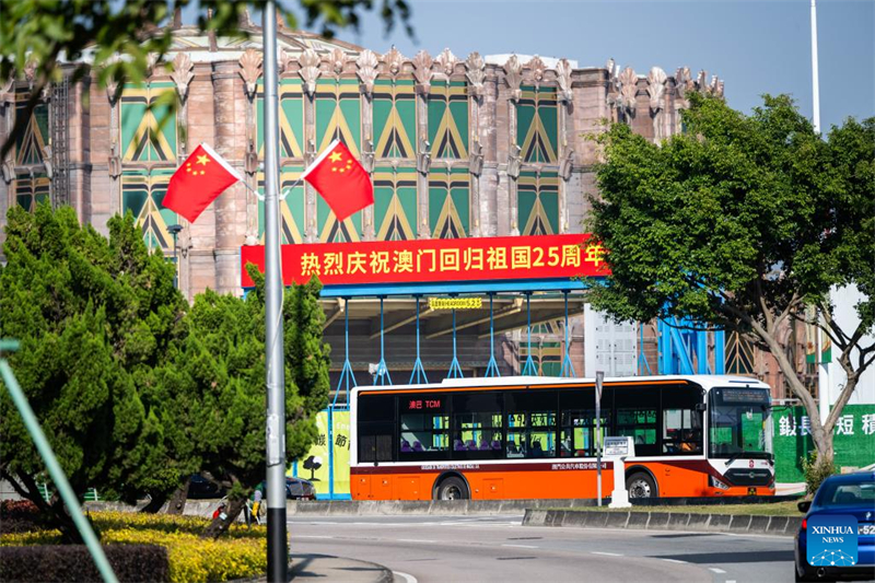 Το Μακάο στολίζεται για να γιορτάσει τα 25 χρόνια προσάρτησής του στη Κίνα