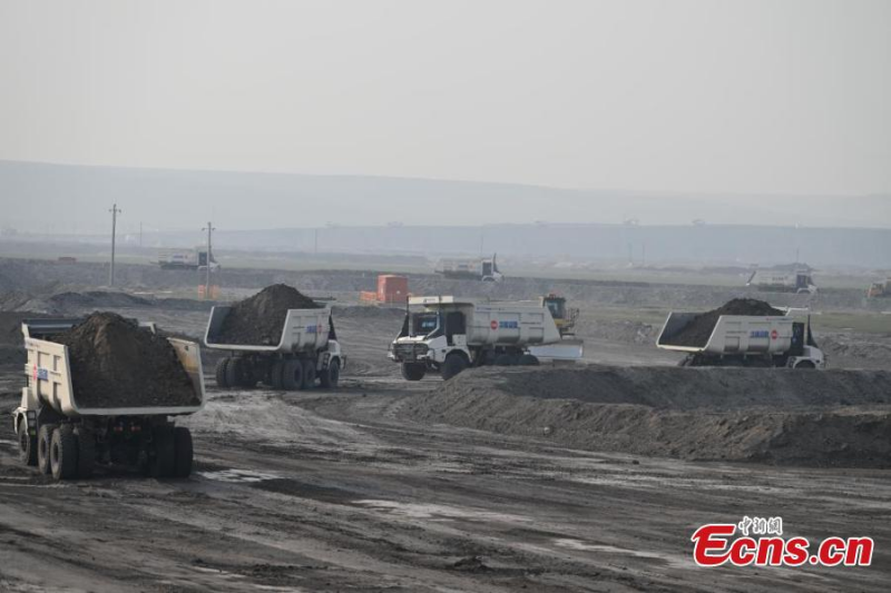 Η Κίνα παρουσιάζει τον πρώτο στόλο αυτόνομων φορτηγών εξόρυξης στον κόσμο
