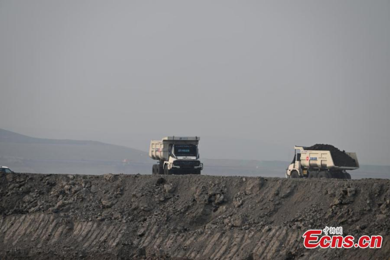 Η Κίνα παρουσιάζει τον πρώτο στόλο αυτόνομων φορτηγών εξόρυξης στον κόσμο
