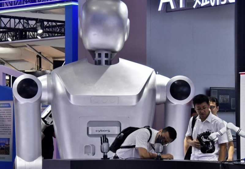 Το Παγκόσμιο Συνέδριο Ρομποτικής για το 2025 παρουσιάζει την τεχνολογία ενσωματωμένης νοημοσύνης και τα ανθρωποειδή ρομπότ