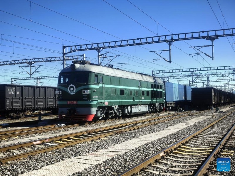 Η Σιντζιάνγκ προχωρά μπροστά ως πύλη για το άνοιγμα της