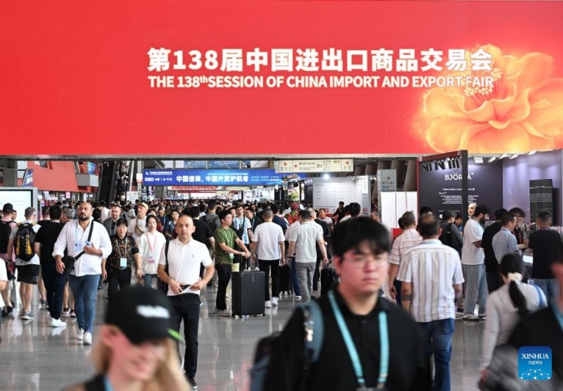 Η Έκθεση Εισαγωγών και Εξαγωγών της Κίνας , ξεκίνησε την Τετάρτη στη νότια Κίνα, με αριθμό ρεκόρ εκθετών και αγοραστών.