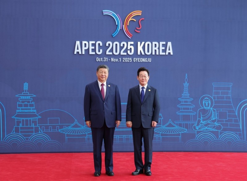 Ο Σι υποβάλλει πρόταση πέντε σημείων για την οικοδόμηση μιας κοινότητας Ασίας-Ειρηνικού