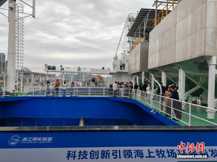 Το πρώτο έξυπνο πλοίο ιχθυοκαλλιέργειας βαθέων υδάτων στον κόσμο παραδόθηκε και τέθηκε σε λειτουργία