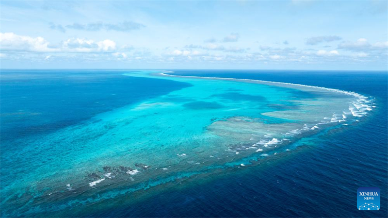 Αεροφωτογραφία του νησίου Χουανγκγιάν Ντάο της Κίνας στη Θάλασσα της Νότιας Κίνας