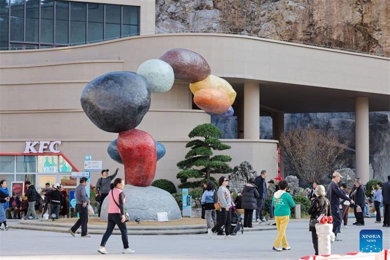 Η ψηλότερη γέφυρα στον κόσμο ανεβάζει τον τοπικό τουρισμό σε νέα ύψη