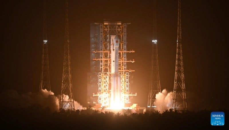 Η Κίνα εκτοξεύει νέο δορυφόρο στο διάστημα