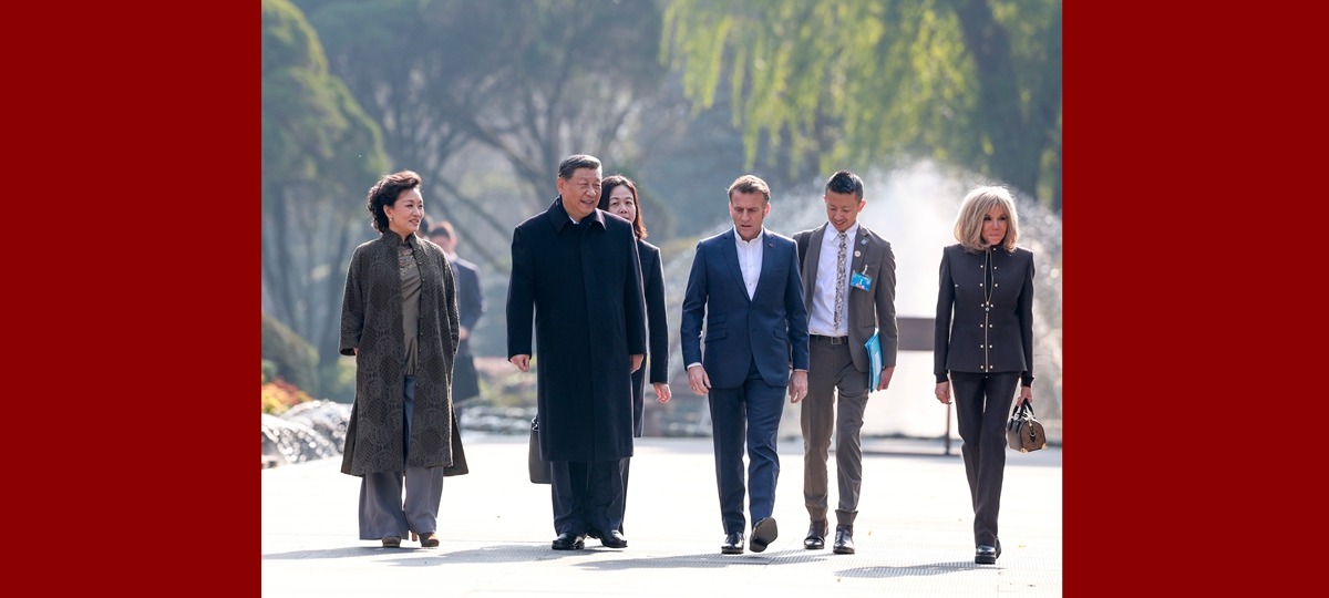 Άτυπη συνάντηση του Προέδρου Σι και του Μακρόν στην επαρχία Σιτσουάν της Κίνας