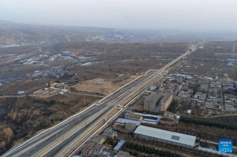 Η σιδηροδρομική γραμμή υψηλής ταχύτητας Σι’Αν-Γιαν ‘Αν στη βορειοδυτική Κίνα θα τεθεί σε λειτουργία στις 26 Δεκεμβρίου