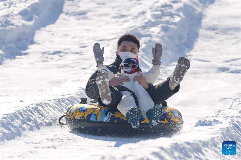 Το χειμερινό θεματικό πάρκο του Bird's Nest ξεκινά στο Πεκίνο