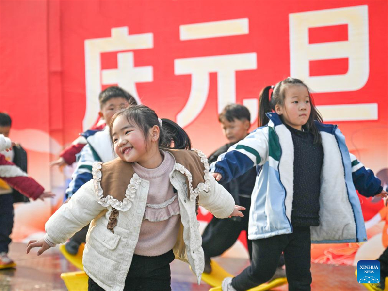 Διάφορες δραστηριότητες πραγματοποιούνται σε όλη την Κίνα για τον εορτασμό της επερχόμενης Πρωτοχρονιάς