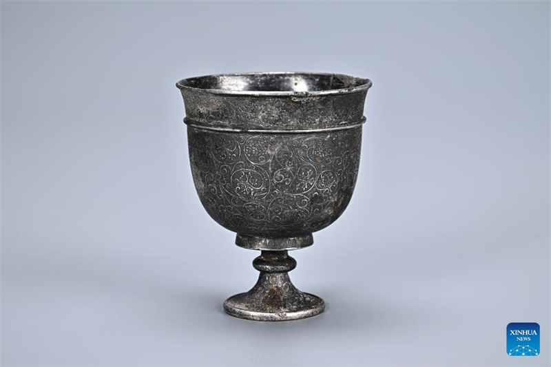 Τάφος της δυναστείας των Τανγκ με εκλεπτυσμένα αντικείμενα ανακαλύφθηκε στη Σιάν