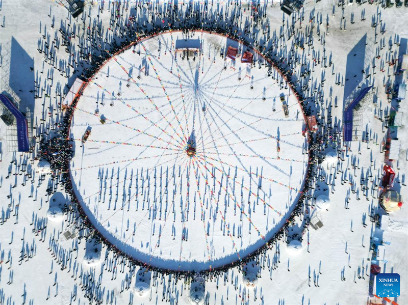 Το 24ο Πολιτιστικό Τουριστικό Φεστιβάλ Ψαρέματος και Κυνηγιού στον Πάγο και το Χιόνι της Λίμνης Τσαγκάν ξεκινά στη Βορειοανατολική Κίνα