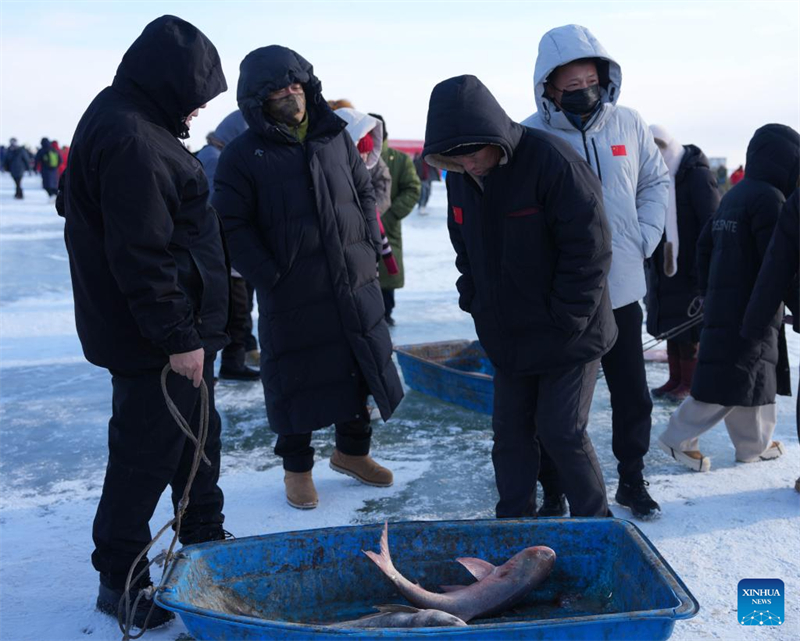 Το 24ο Πολιτιστικό Τουριστικό Φεστιβάλ Ψαρέματος και Κυνηγιού στον Πάγο και το Χιόνι της Λίμνης Τσαγκάν ξεκινά στη Βορειοανατολική Κίνα