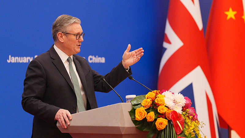 Ο Βρετανός Πρωθυπουργός Κιρ Στάρμερ μιλάει κατά τη διάρκεια συνέντευξης Τύπου στη Μεγάλη Αίθουσα του Λαού, Πεκίνο, Κίνα, 29 Ιανουαρίου 2026.