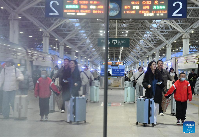 Ξεκινά η ταξιδιωτική περίοδος του Φεστιβάλ της Άνοιξης στην Κίνα με προσδοκίες για αριθμό-ρεκόρ μετακινήσεων