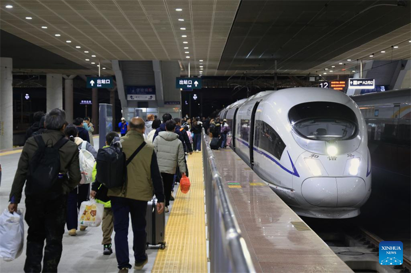 Ξεκινά η ταξιδιωτική περίοδος του Φεστιβάλ της Άνοιξης στην Κίνα με προσδοκίες για αριθμό-ρεκόρ μετακινήσεων