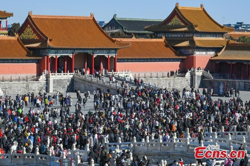 Η Κίνα καταγράφει 596 εκατομμύρια εγχώρια τουριστικά ταξίδια κατά τη διάρκεια των διακοπών του Φεστιβάλ της Άνοιξης