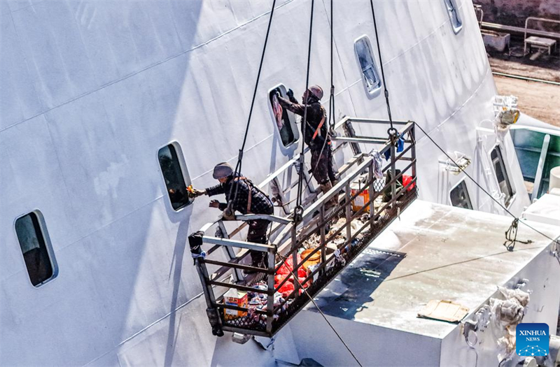 Η παραγωγή ξαναρχίζει μετά τις διακοπές του Φεστιβάλ της Άνοιξης σε όλη την Κίνα