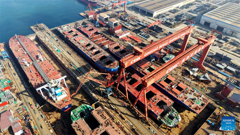 Η παραγωγή ξαναρχίζει μετά τις διακοπές του Φεστιβάλ της Άνοιξης σε όλη την Κίνα