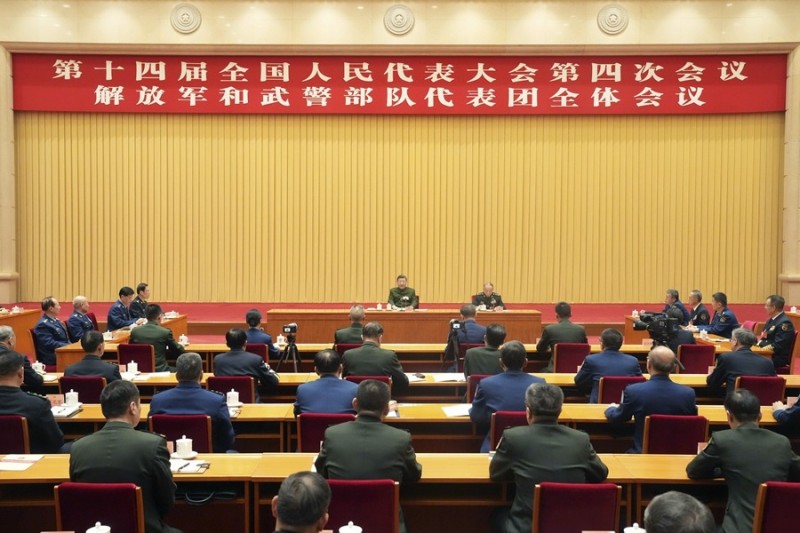 Ο Σι τονίζει την ενίσχυση της πολιτικής αφοσίωσης στον στρατό για την προώθηση του εκσυγχρονισμού της άμυνας