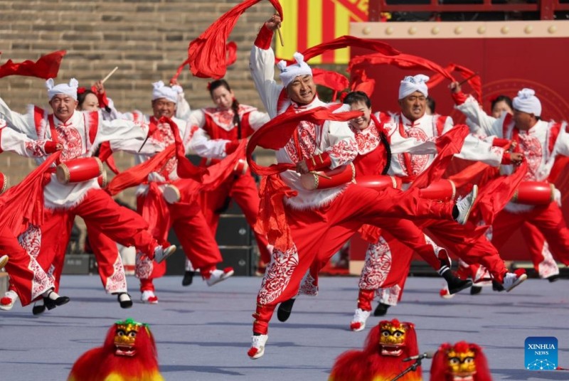 Εθνικός διαγωνισμός τυμπάνων στη Σιτζιαζουάνγκ της Κίνας