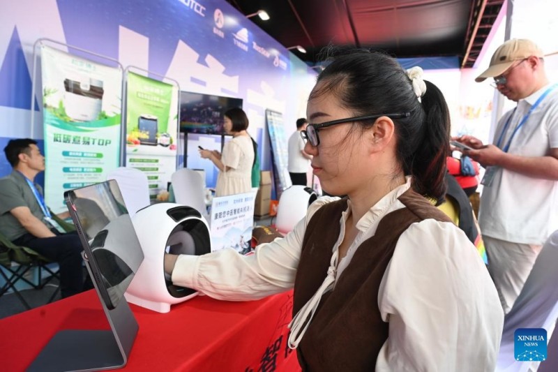 Η αγορά τεχνητής νοημοσύνης ξεκινά ενόψει της 9ης Συνόδου Ψηφιακής Κίνας στην επαρχία Φουτζιέν