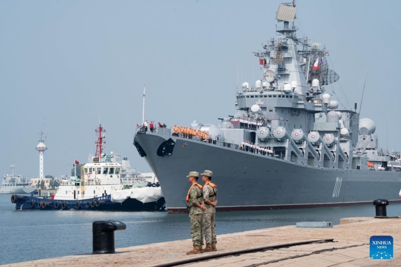 Κίνα και Ρωσία θα πραγματοποιήσουν κοινή ναυτική άσκηση και θαλάσσια περιπολία