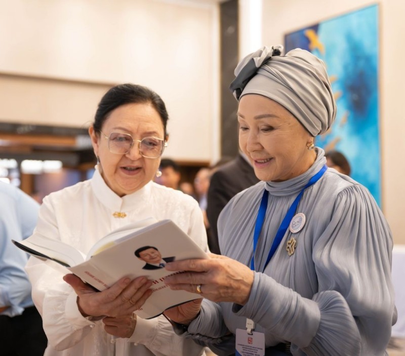 Εκδήλωση για την προώθηση του 5ου τόμου του «Σι Τζινπίνγκ: Η διακυβέρνηση της Κίνας» στο Μπισκέκ